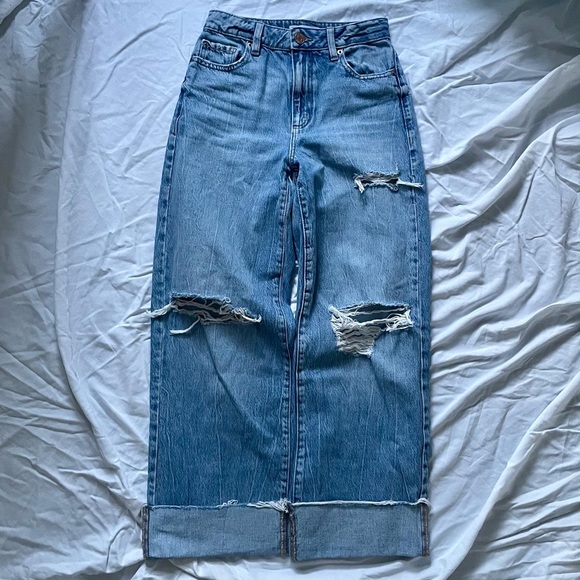 Blue ripped jeans - Picture 3 of 5